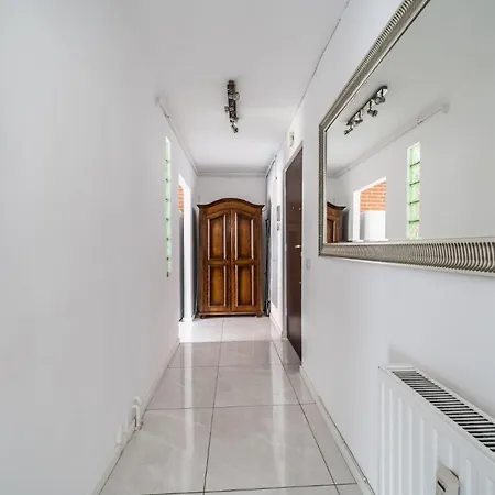 Wroniecka In Center Познань