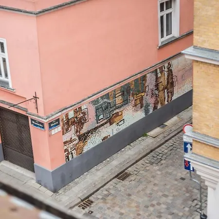 Wroniecka In Center Познань