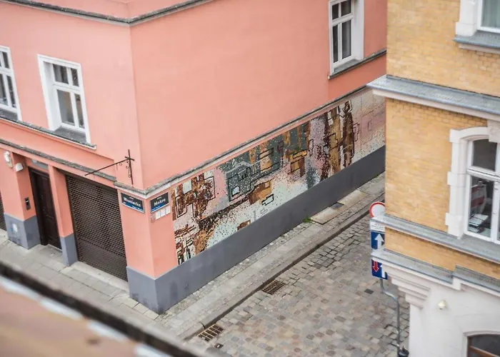 Wroniecka In Center פוזנן